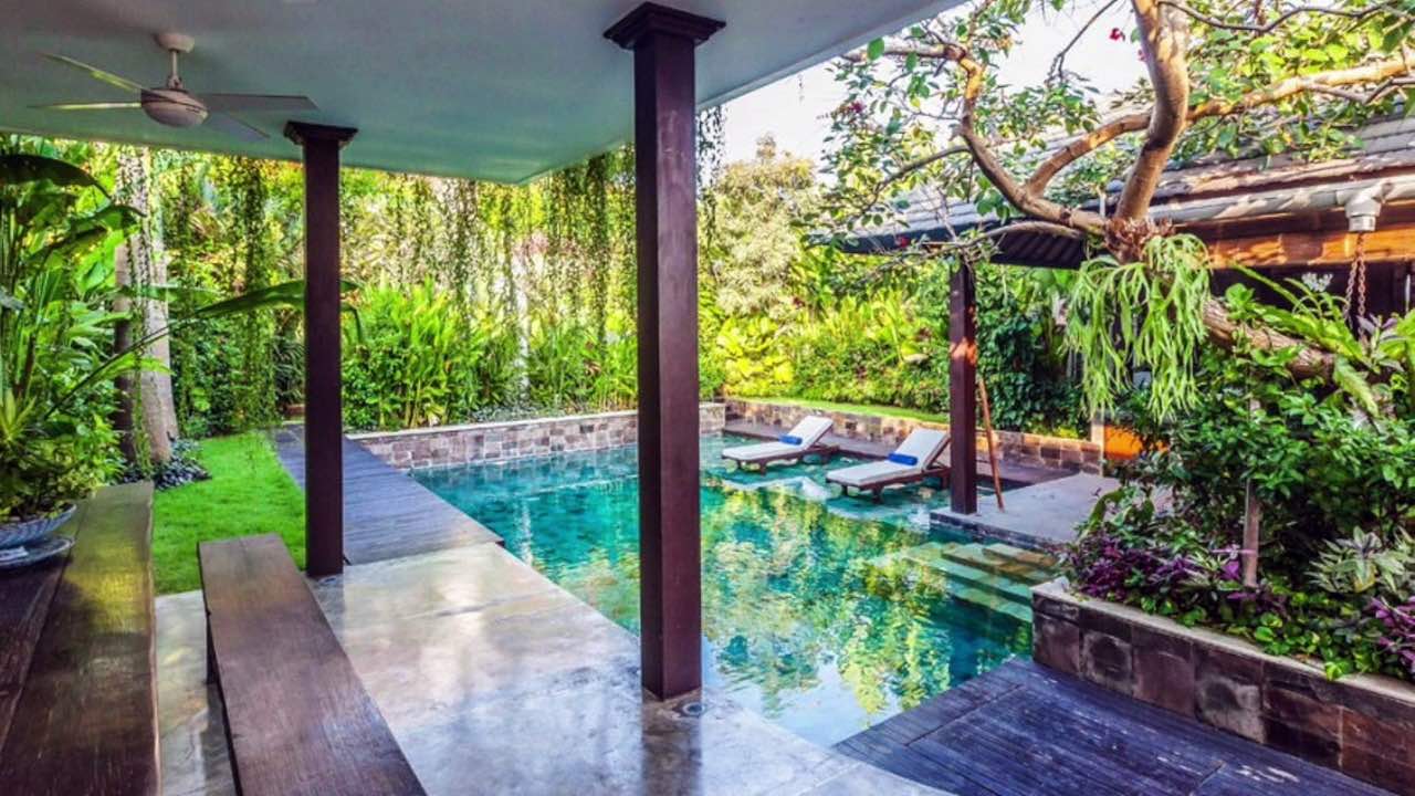 Bali villa pool